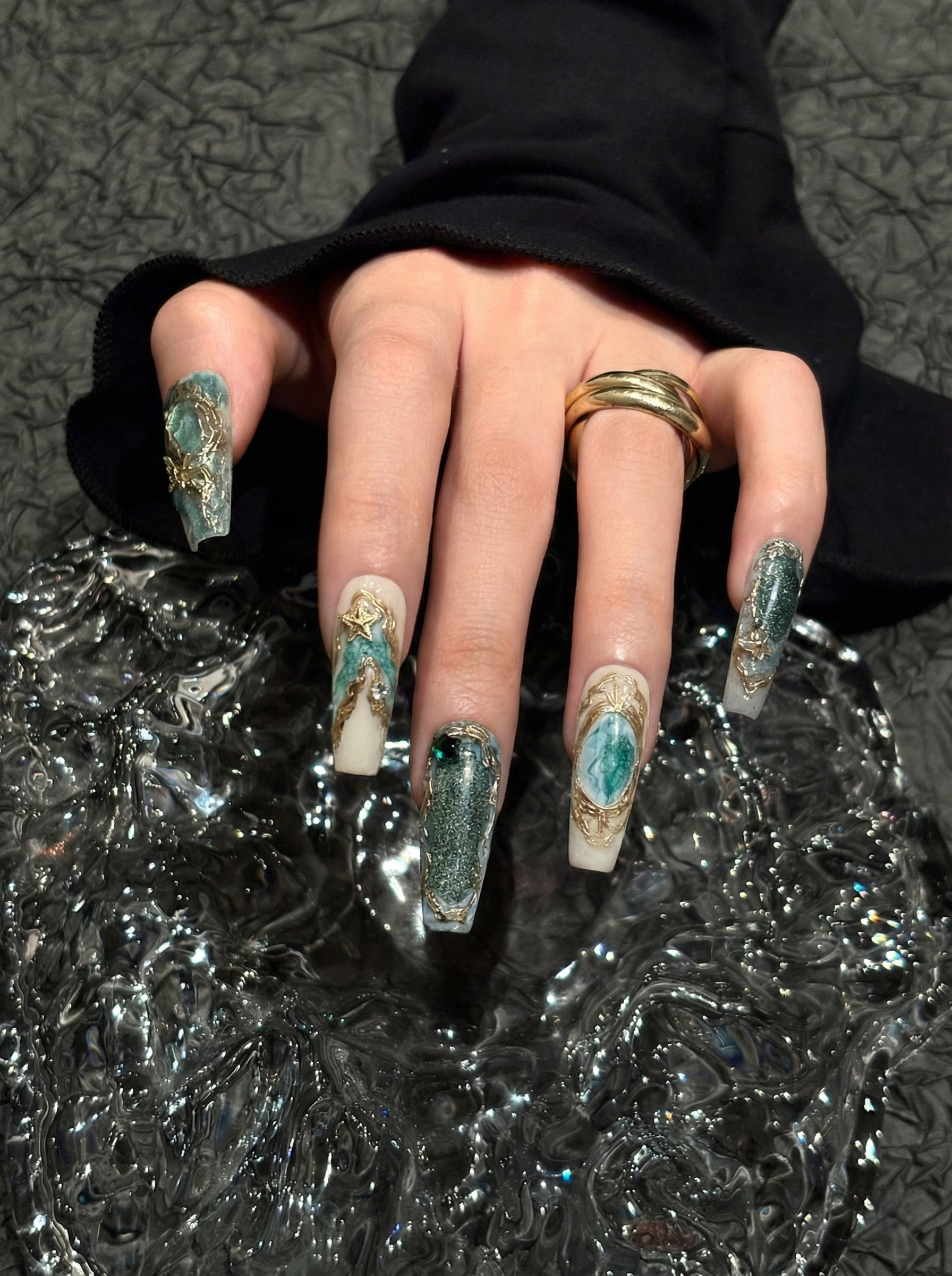 Aqua Regalia - View 3