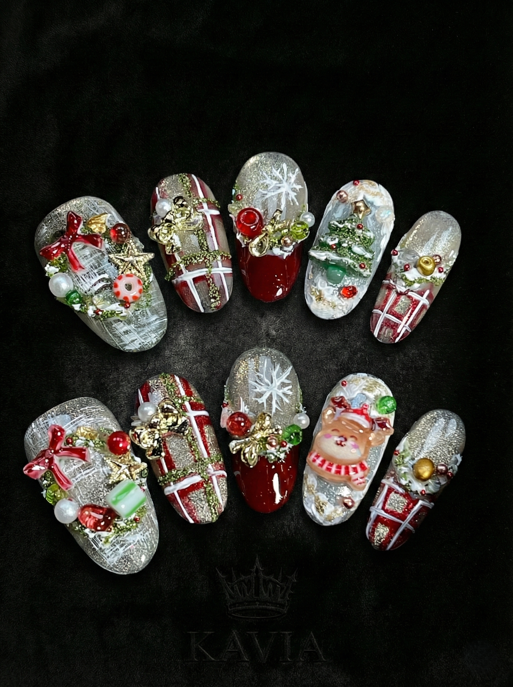 Frost & Gift - View 1