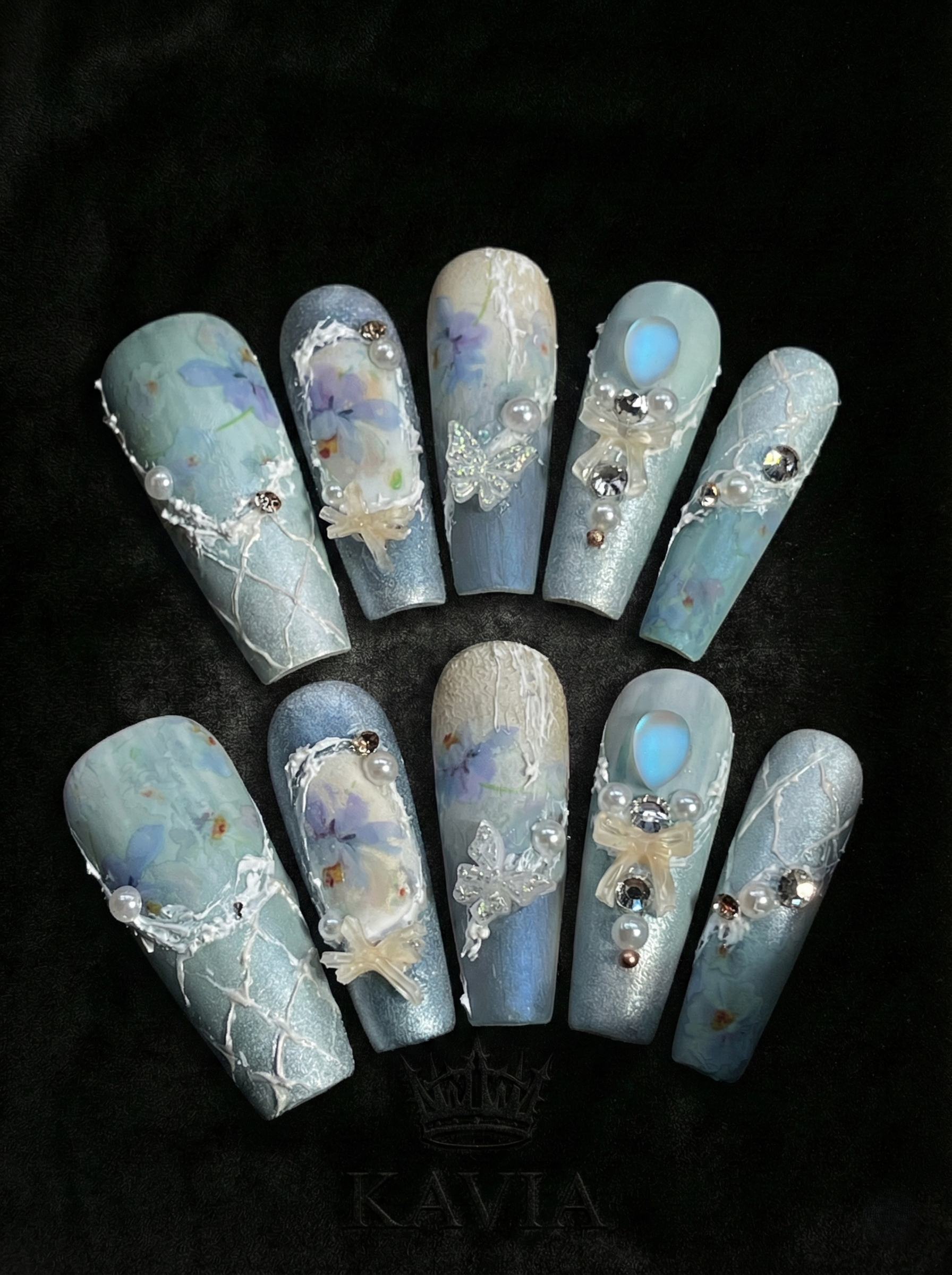 Moonlit Lace - View 1